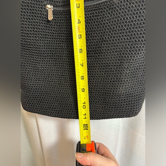 The Sak Black Crochet shoulder bag with Hang Tag‎ EUC - Picture 5 of 9